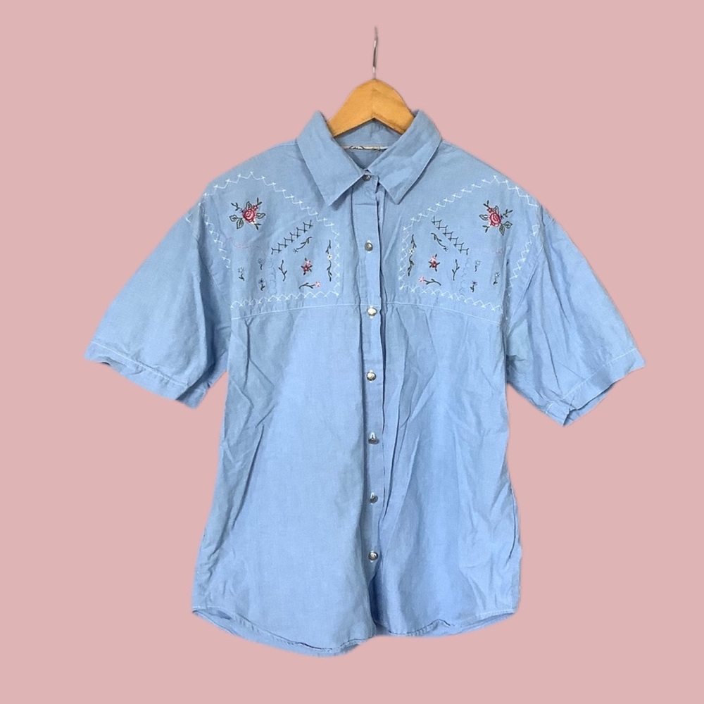 Vintage Button Up Floral Blouse 🌻